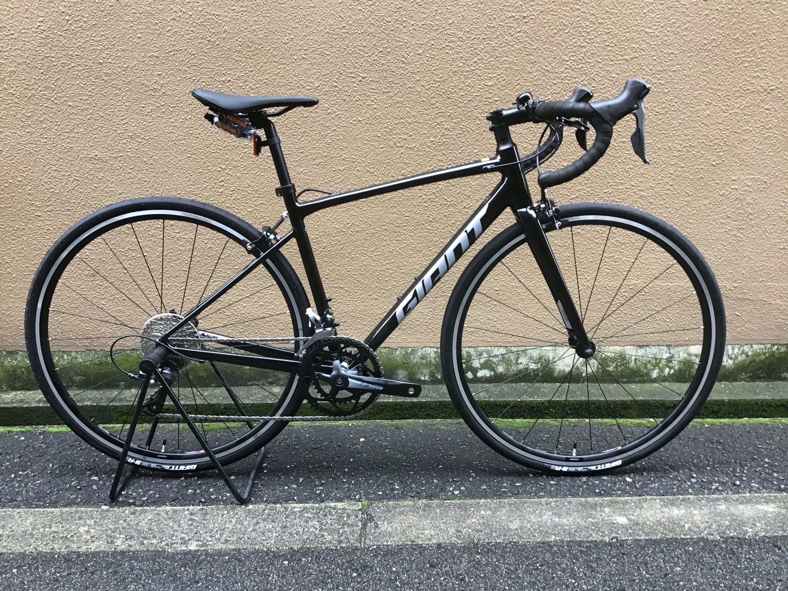 2023 GIANT CONTEND 2 465mm ブラック | トモダサイクル 大阪 自転車専門