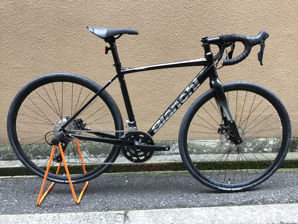 2025 Bianchi VIA NIRONE 7 SORA DISC 530mm ブラック | トモダ 2025 Bianchi VIA NIRONE 7 SORA DISC 530mm ブラック | トモダ